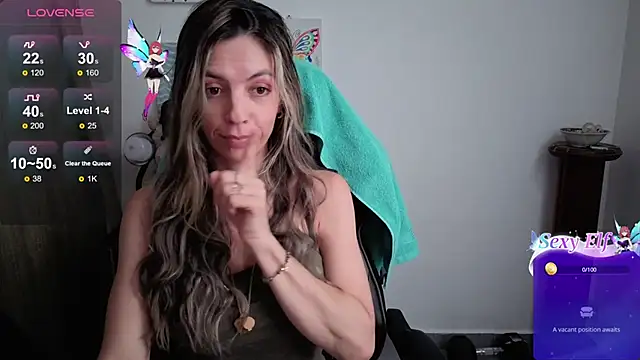 Princezzlove3 online show from May 2026 05:09:01 PM