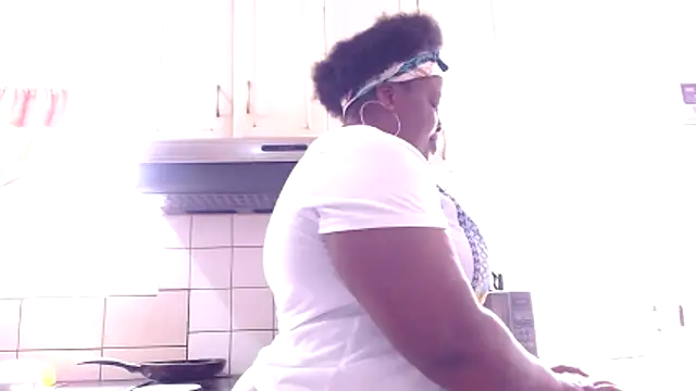 omalicha98 online show from December 2025 07:39:01 AM