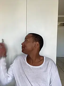 snotLoud online show from February 2025 05:51:02 AM