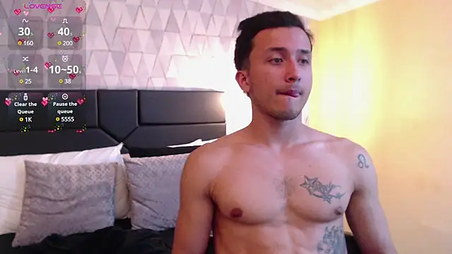 Snapshot of BrandonColee chatting on January 2025 03:46:01 PM BrandonColee online show from January 2025 03:46:01 PM