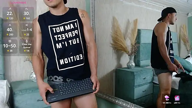 Snapshot of BrandonColee chatting on February 2025 06:09:02 PM BrandonColee online show from February 2025 06:09:02 PM