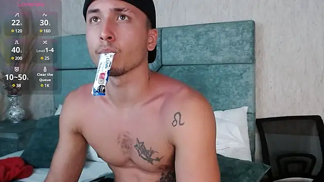 Snapshot of BrandonColee chatting on March 2025 03:05:02 PM BrandonColee online show from March 2025 03:05:02 PM