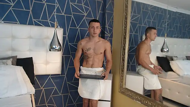 Snapshot of BrandonColee chatting on March 2025 03:25:02 PM BrandonColee online show from March 2025 03:25:02 PM