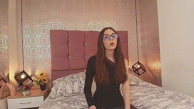 victoriapalmerfg online show from February 2025 07:38:02 PM