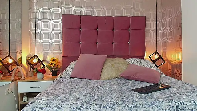 victoriapalmerfg online show from March 2025 06:47:02 PM