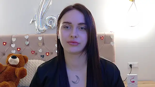 Lilliana Moon online show from February 2025 04:24:02 PM