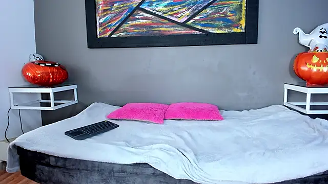 Charlotte curvy  online show from October 2025 08:09:02 PM