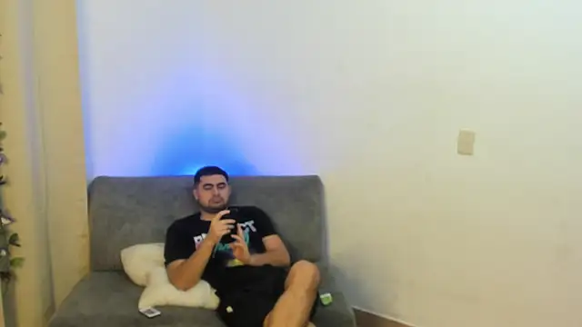 blueroom party online show from February 2025 12:29:01 PM