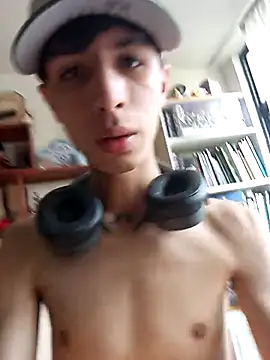 Snapshot of adriaav chatting on March 2025 10:24:01 PM adriaav online show from March 2025 10:24:01 PM