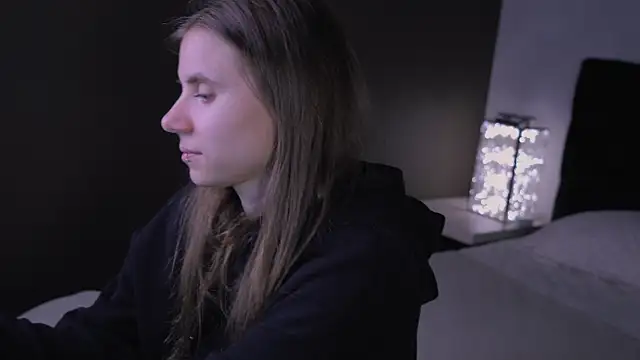 Bella Alita online show from October 2025 08:29:02 PM