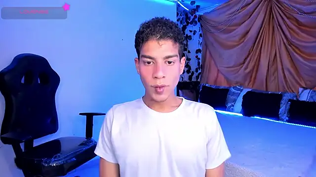 Ethan Boyy online show from November 2025 10:15:02 PM