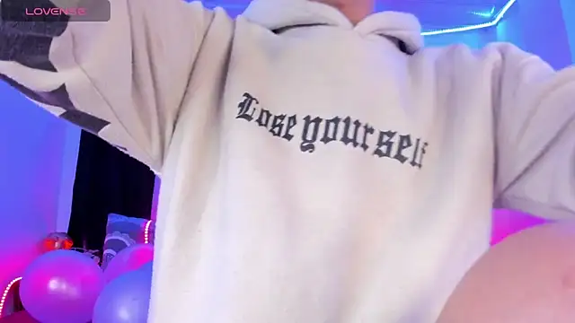 Ethan Boyy online show from March 2026 11:44:01 PM