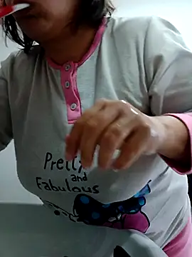 Snapshot of nelly88_xxx chatting on February 2026 09:04:02 AM nelly88 xxx online show from February 2026 09:04:02 AM