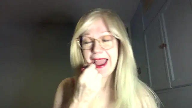 petina online show from November 2025 07:19:01 AM