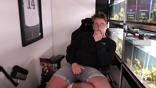 justinitt online show from March 2025 10:02:02 PM