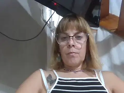 Snapshot of bhianca123 chatting on February 2025 06:26:01 PM bhianca123 online show from February 2025 06:26:01 PM