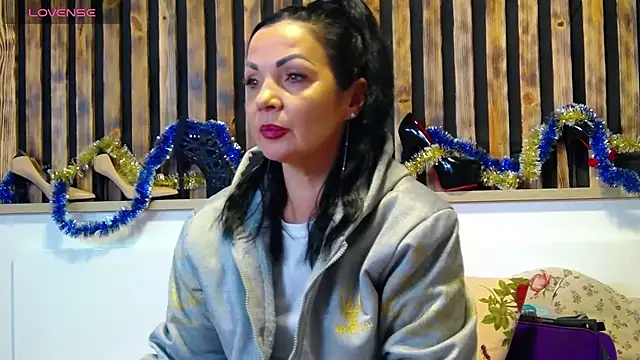 Tory Lovi online show from January 2026 12:43:01 PM