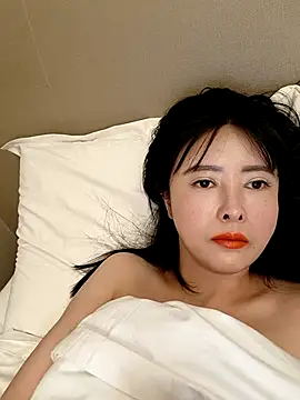 lilandi0521 online show from February 2025 01:09:02 AM