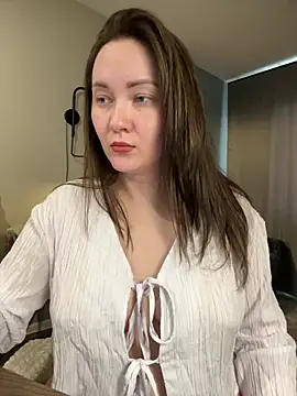 Snapshot of Kiss_My_Body chatting on June 2026 06:21:02 PM Kiss My Body online show from June 2026 06:21:02 PM