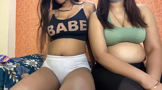 Snapshot of Sandhya_lovely chatting on February 2025 08:15:02 AM Sandhya lovely online show from February 2025 08:15:02 AM