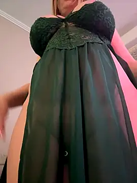 Megan off online show from December 2025 09:01:01 PM