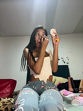 Keyler True18 online show from February 2026 10:27:02 AM