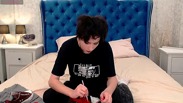 via mayer  online show from October 2025 08:55:02 AM