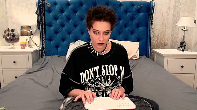 via mayer  online show from March 2026 04:53:01 AM