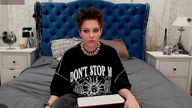 via mayer  online show from April 2026 09:54:01 PM