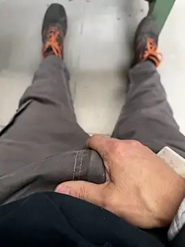 Snapshot of sempreilmio2 chatting on March 2025 11:40:02 AM sempreilmio2 online show from March 2025 11:40:02 AM