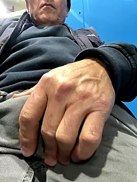 sempreilmio2 online show from November 2025 11:43:02 AM