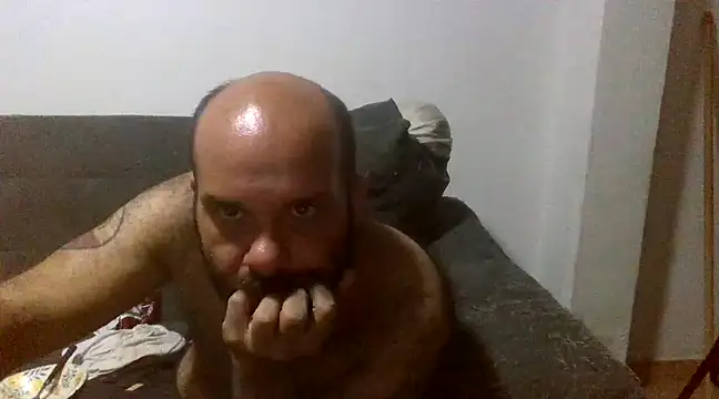 Snapshot of Chubi6669 chatting on February 2025 06:45:01 PM Chubi6669 online show from February 2025 06:45:01 PM