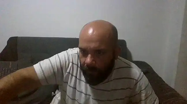 Snapshot of Chubi6669 chatting on March 2025 02:14:02 AM Chubi6669 online show from March 2025 02:14:02 AM