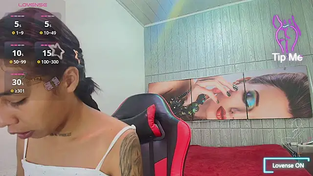 Snapshot of Miss_sparkle00 chatting on February 2026 07:54:01 PM Miss sparkle00 online show from February 2026 07:54:01 PM