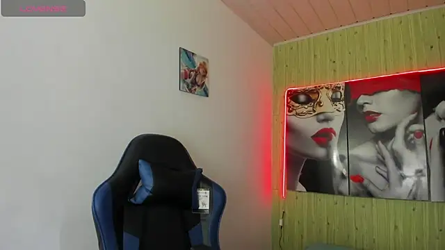 Snapshot of Miss_sparkle00 chatting on February 2026 07:45:01 PM Miss sparkle00 online show from February 2026 07:45:01 PM