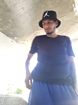 DrakeVega online show from January 2025 09:58:01 PM