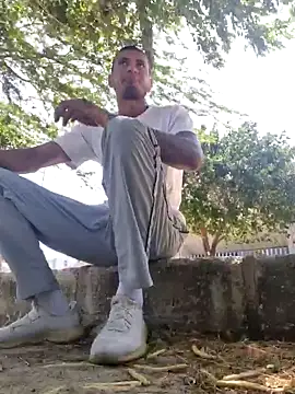 DrakeVega online show from February 2025 04:13:02 PM