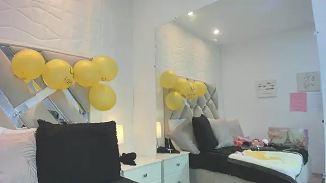 raquell moore online show from January 2026 05:38:02 PM