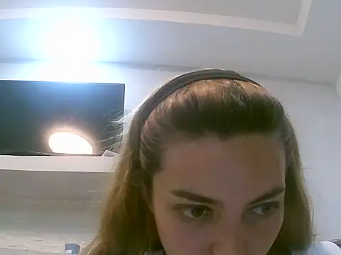 VittoriaTaylor online show from February 2026 01:34:01 AM