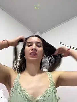 Bella still online show from March 2026 10:27:01 PM