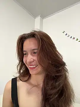 Snapshot of Bella_still chatting on July 2026 01:37:02 PM Bella still online show from July 2026 01:37:02 PM