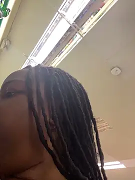 xoxoHotCoCo online show from April 2026 01:35:02 PM