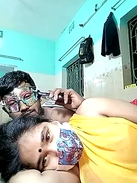 Snapshot of Sexy-Couple20 chatting on January 2025 11:45:01 PM Sexy-Couple20 online show from January 2025 11:45:01 PM