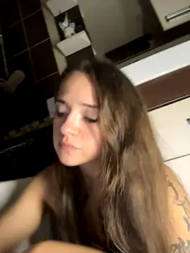 Snapshot of GeraBoobsi chatting on December 2025 10:15:01 PM GeraBoobsi online show from December 2025 10:15:01 PM