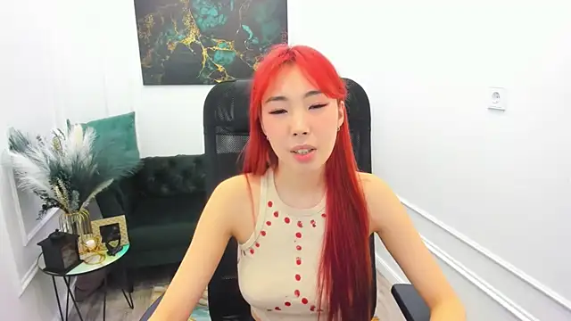 AnnaReyla online show from March 2026 12:12:02 PM