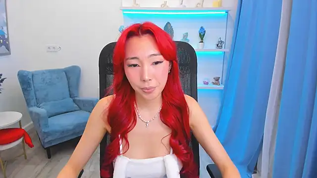 AnnaReyla online show from June 2026 12:22:01 PM