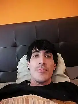 moutt99 online show from January 2025 01:20:01 PM