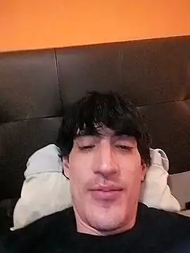 moutt99 online show from January 2025 08:48:01 PM