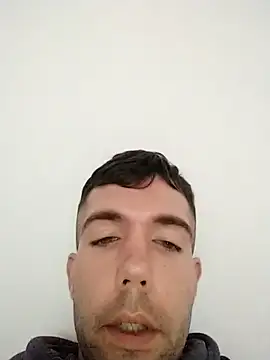 Yeray01 online show from March 2026 06:18:02 PM