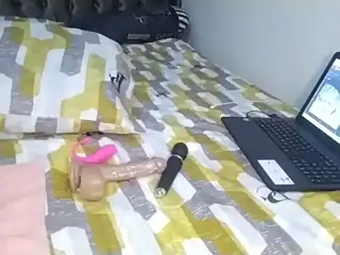 Chandy012 online show from September 2025 10:21:02 PM